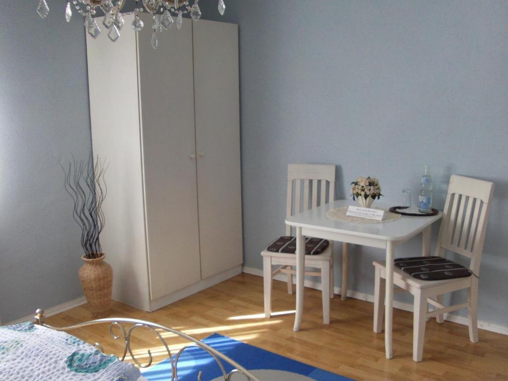 Hotel Martinsklause Meckesheim Δωμάτιο φωτογραφία