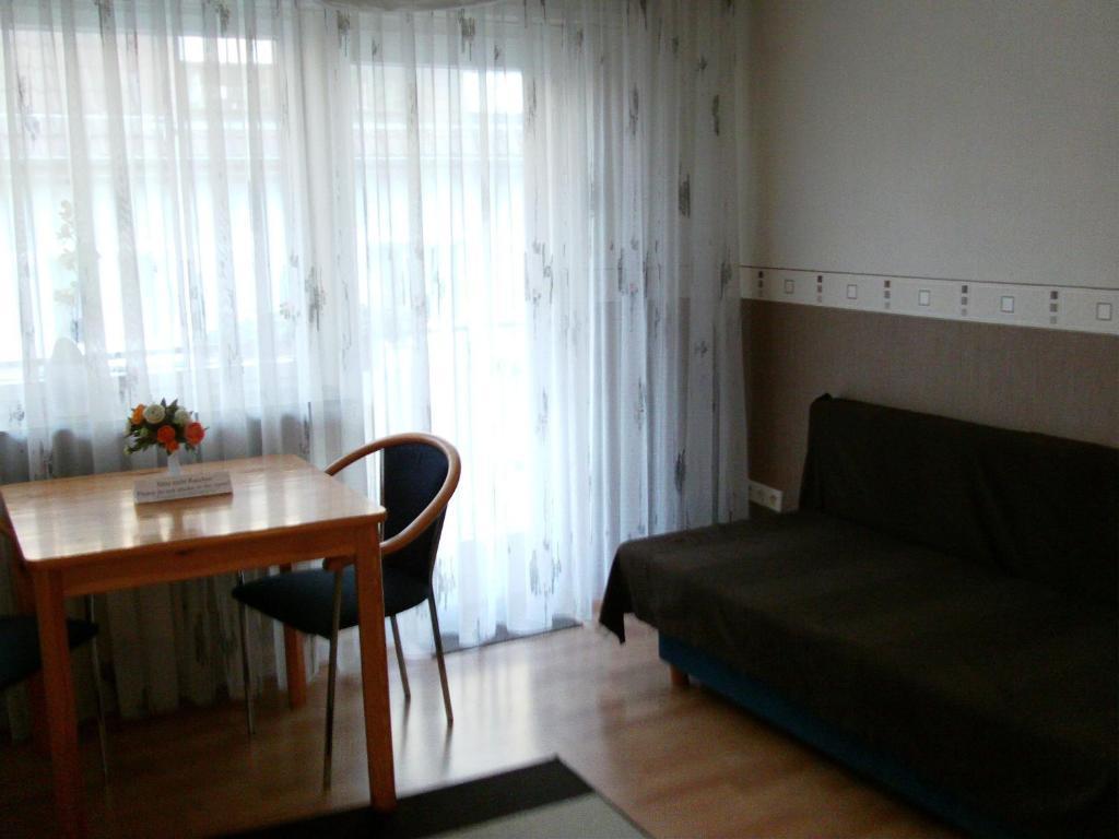 Hotel Martinsklause Meckesheim Δωμάτιο φωτογραφία